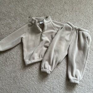 Zara Boys 2T Fleece Jacket and Pants Set